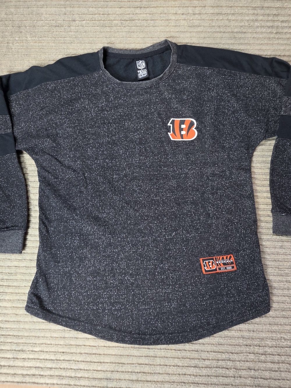 Cincinnati Bengals NFL Team Apparel Women's T-Shirt Medium